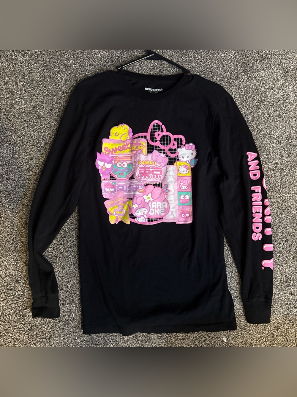 Sanrio Hello Kitty & Friends Women’s Long Sleeve Sweet Treats T-shirt Tee Top S